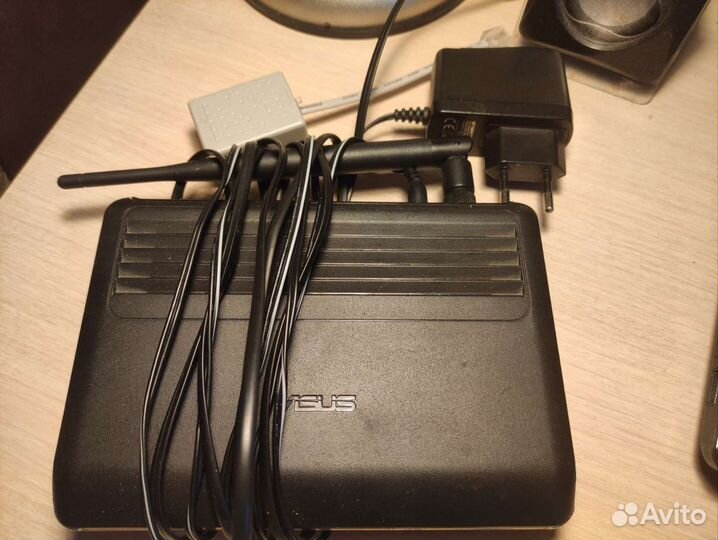 Wi-Fi роутер Asus dsl-n10
