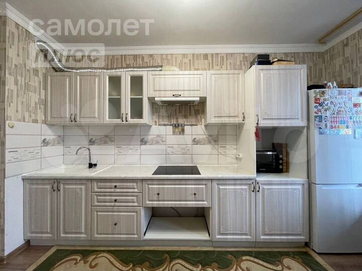 2-к. квартира, 50 м², 4/15 эт.