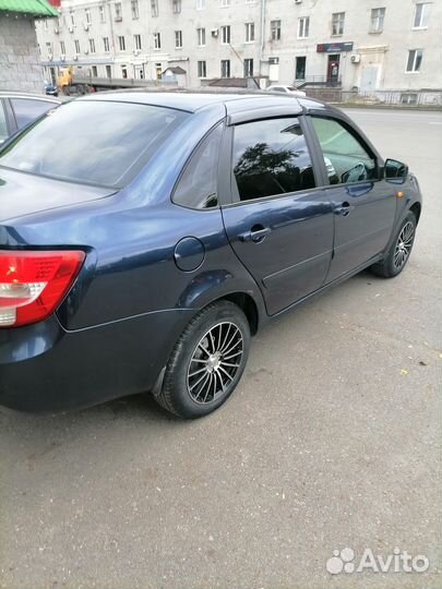 LADA Granta 1.6 AT, 2013, 140 000 км
