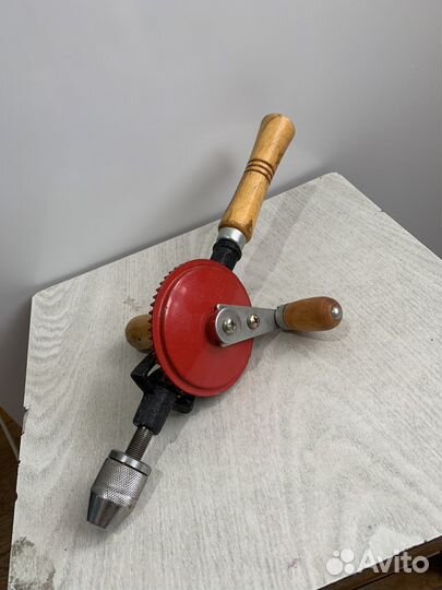Дрель ручная