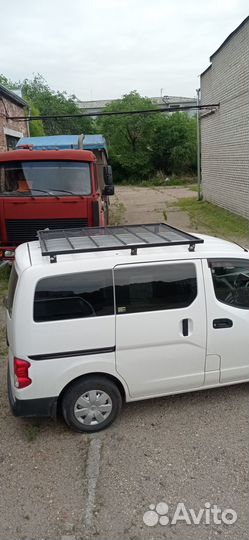 Продам багажник для Nissan NV200
