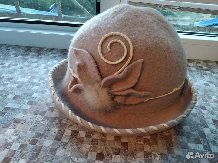 Фетровая шляпка