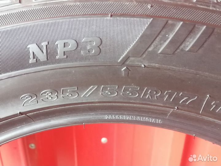 Maxxis ArcticTrekker NP3 235/55 R17