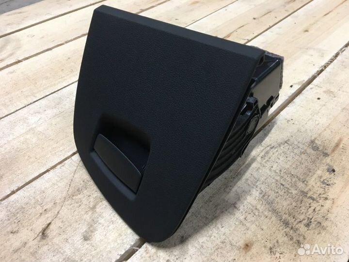 Перчаточный ящик бардачок Bmw 530D G30 LCI B57D30A