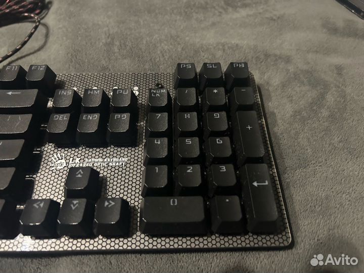 Клавиатура A4Tech Bloody B800