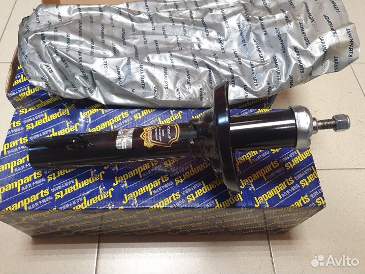 Ford 1302258 333820 Амортизатор передн Ford Escort