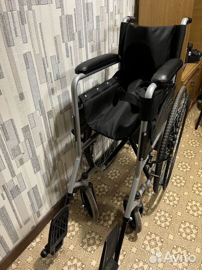 Коляска инвалидная