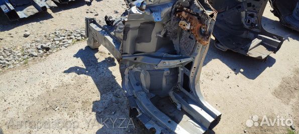 Четверть передняя правая Lexus NX