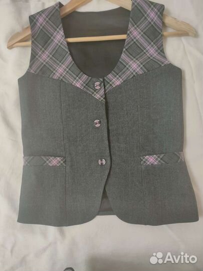 Школьная форма для девочки синяя 146, серая 152