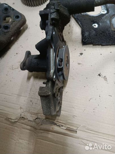 Масляный насос S6D 1.6 Kia Spectra