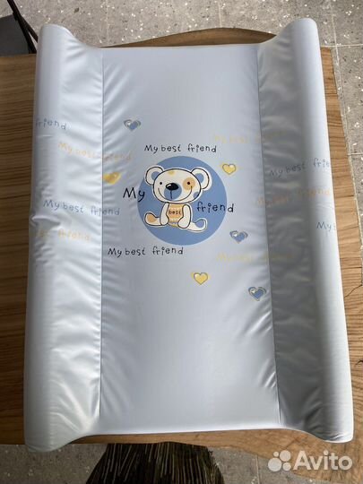 Пеленальная доска на кроватку