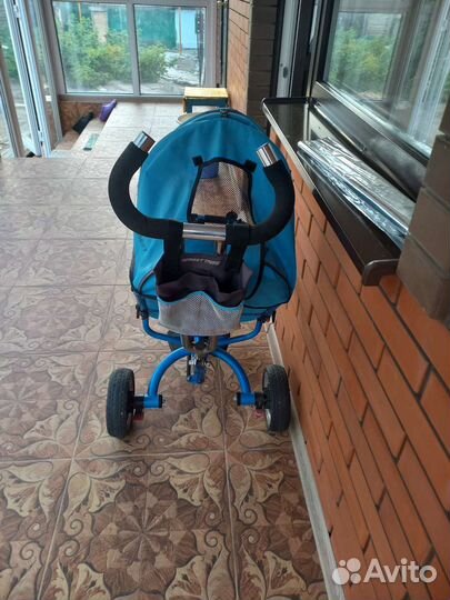 Велосипед с родительской ручкой