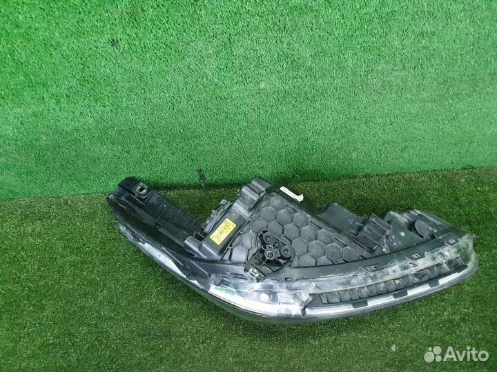 Фара левая Hyundai Solaris