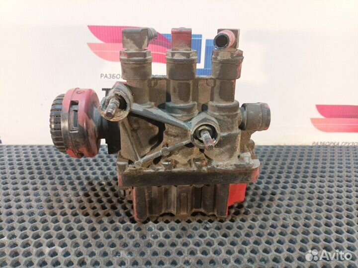 Кран уровня пола главный