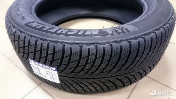 Michelin Pilot Alpin 5 235/45 R19 99V