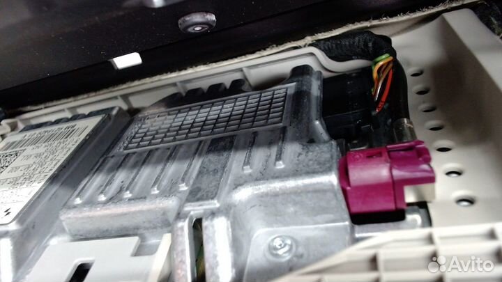 Дисплей мультимедиа BMW 7 F01, 2009