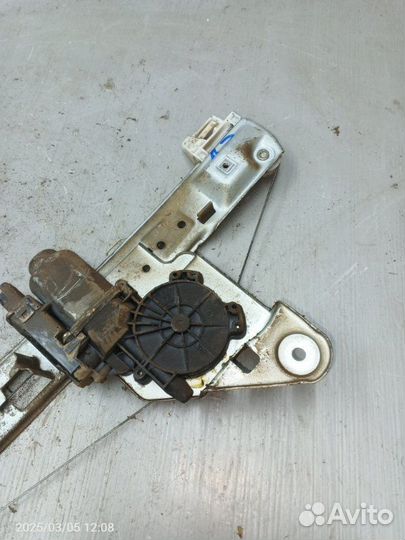 Стеклоподьемник задний левый Renault Megane K4M