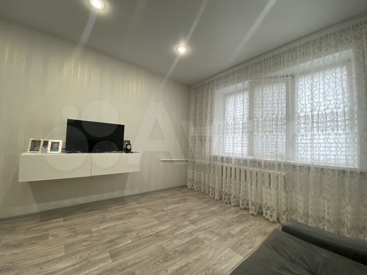 3-к. квартира, 64 м², 9/9 эт.