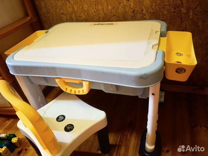 Детский игровой столик