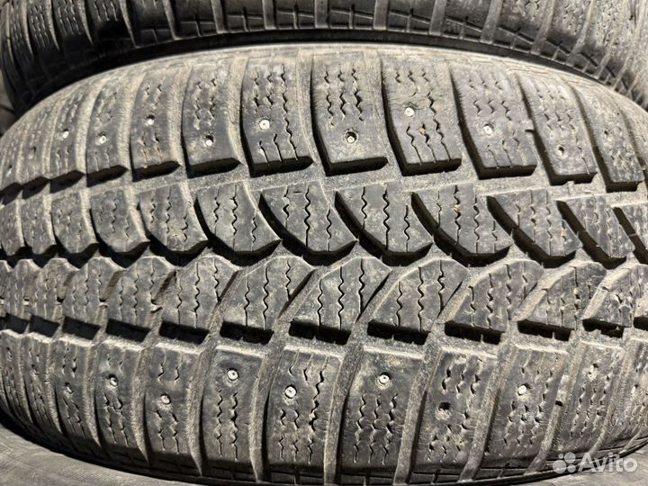 Tigar Sigura Stud 215/55 R16