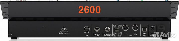 Аналоговый полумодульный синтезатор Behringer 2600