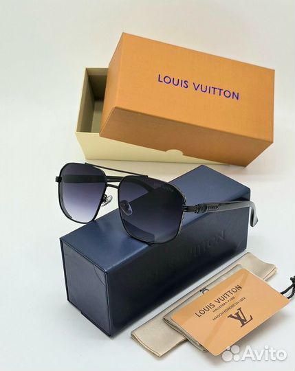 Солнцезащитные очки Louis Vuitton