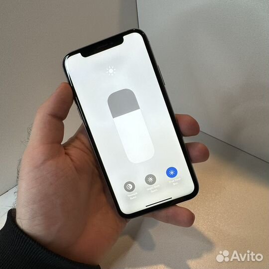 iPhone Xs, 64 ГБ