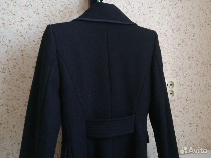 Пальто Zara 42