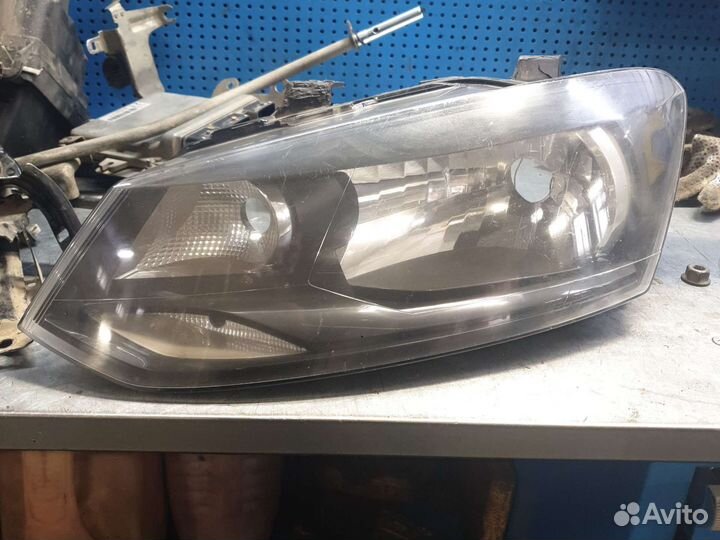 Фара левая volkswagen polo