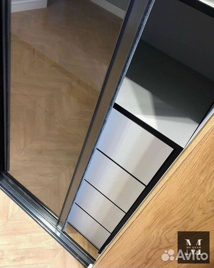 Шкаф купе современный