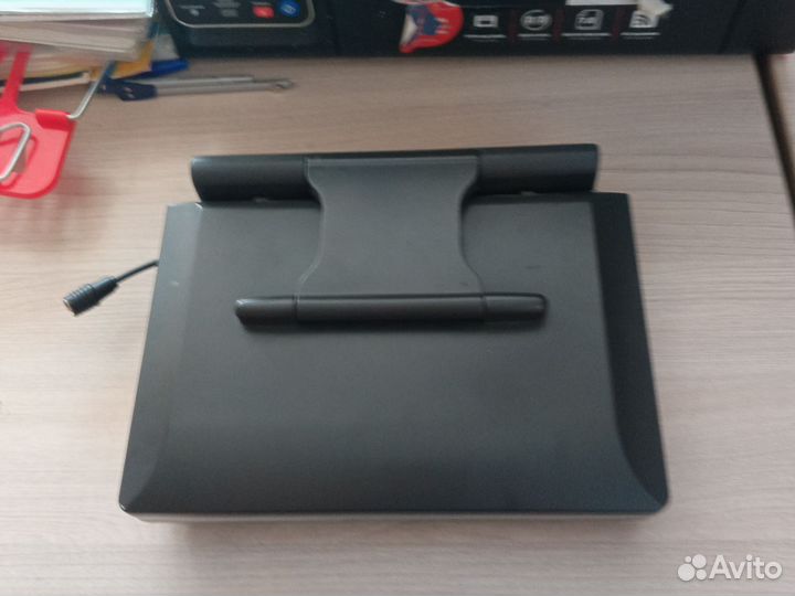 Портативный видеопроигрыватель