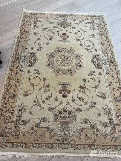 Ковер 150 на 220