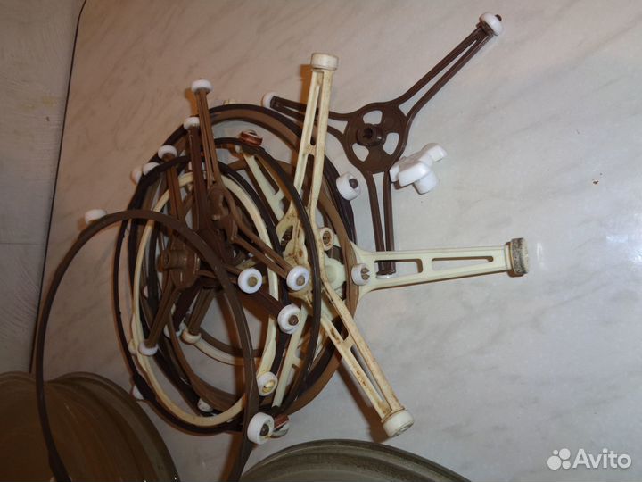 Тарелки и поводки от микроволновок