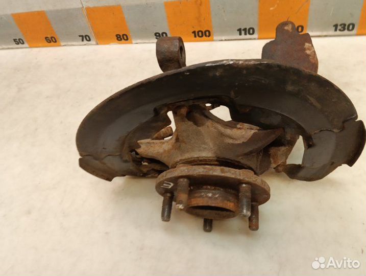 Кулак поворотный передний правый Ford Focus 2 1.6