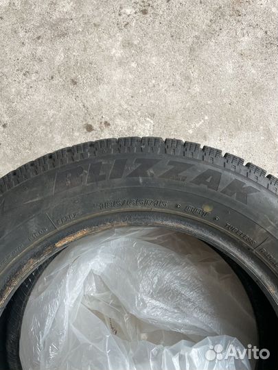 Bridgestone Blizzak Spike-02 185/65 R15