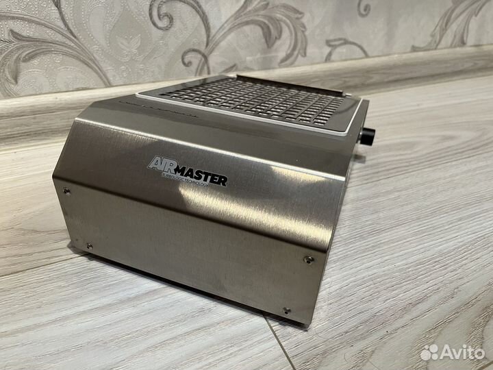 Маникюрный пылесос AirMaster tornado PRO вытяжка