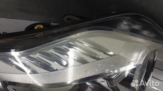 Фара правая ford kuga 1 (KKR10MU01)