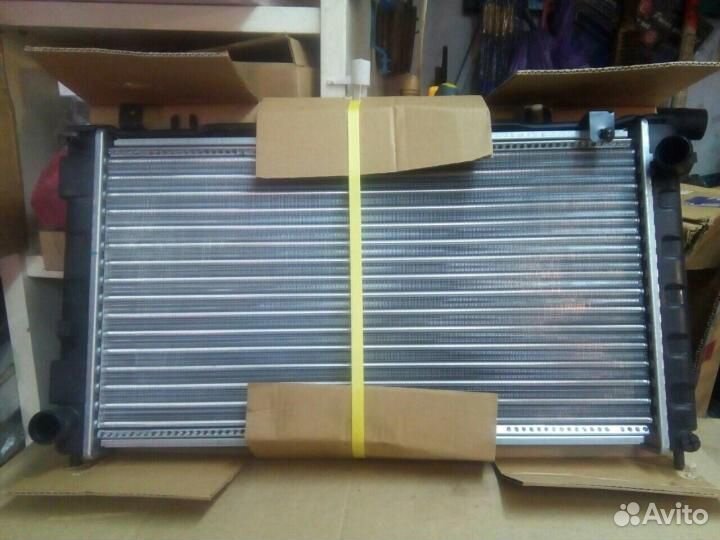 Радиатор охлаждения Гранта Датсун Новый после 15г