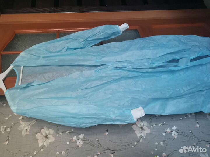 Медицинский халат одноразовый