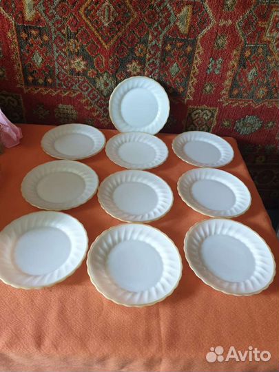 Тарелки посуда