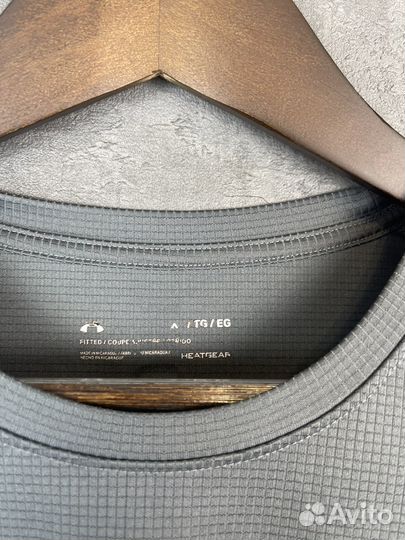 Футболка Under Armour размер Хл оригинал