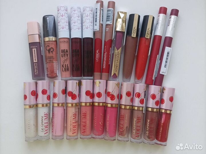 Жидкие помады разных фирм