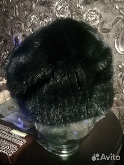 Шапка берет норковый
