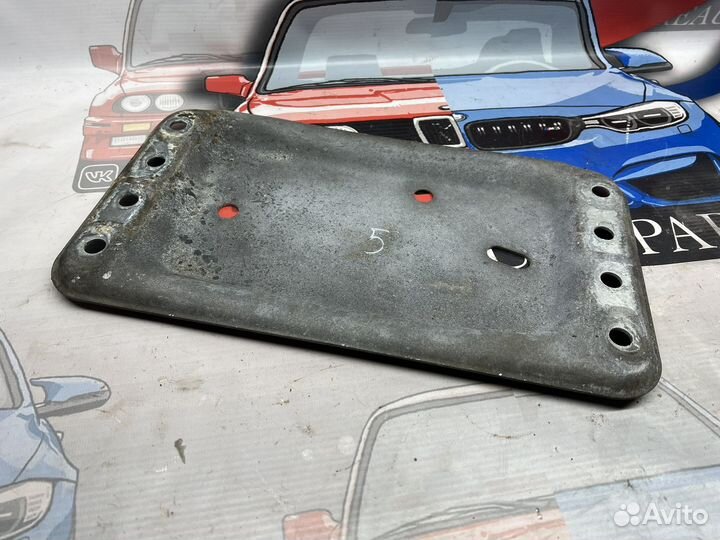 Кронштейн соеденительный бмв