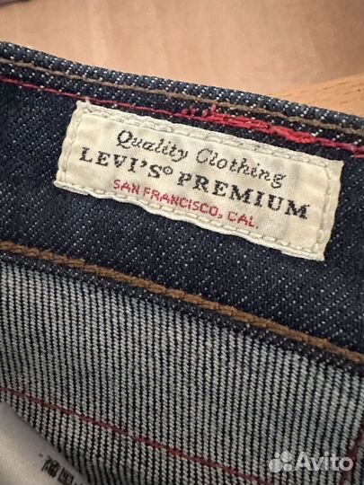 Джинсы широкие levis