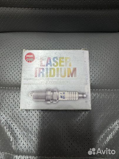 Свечи зажигания NGK (IMR9C-9HES)