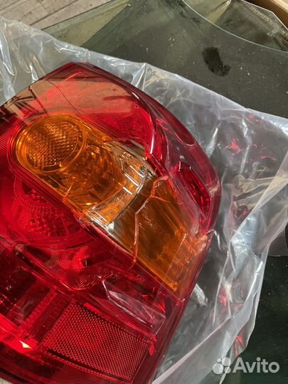 Фонарь задний правый Toyota Land Cruiser 200 2013