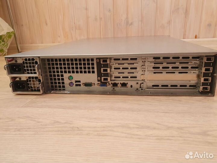 Сервер SuperMicro