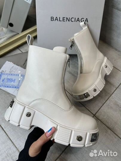 Ботинки челси сапоги Balenciaga женские кожа