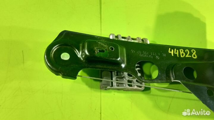 Стеклоподъёмник задний правый Mercedes-Benz W211